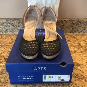 Apt. 9® Jacques Women's Ankle Strap Wedge Sandals